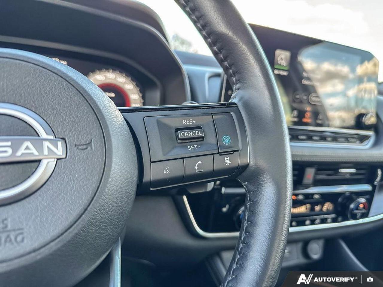 2023 Nissan Rogue Platinum Photo