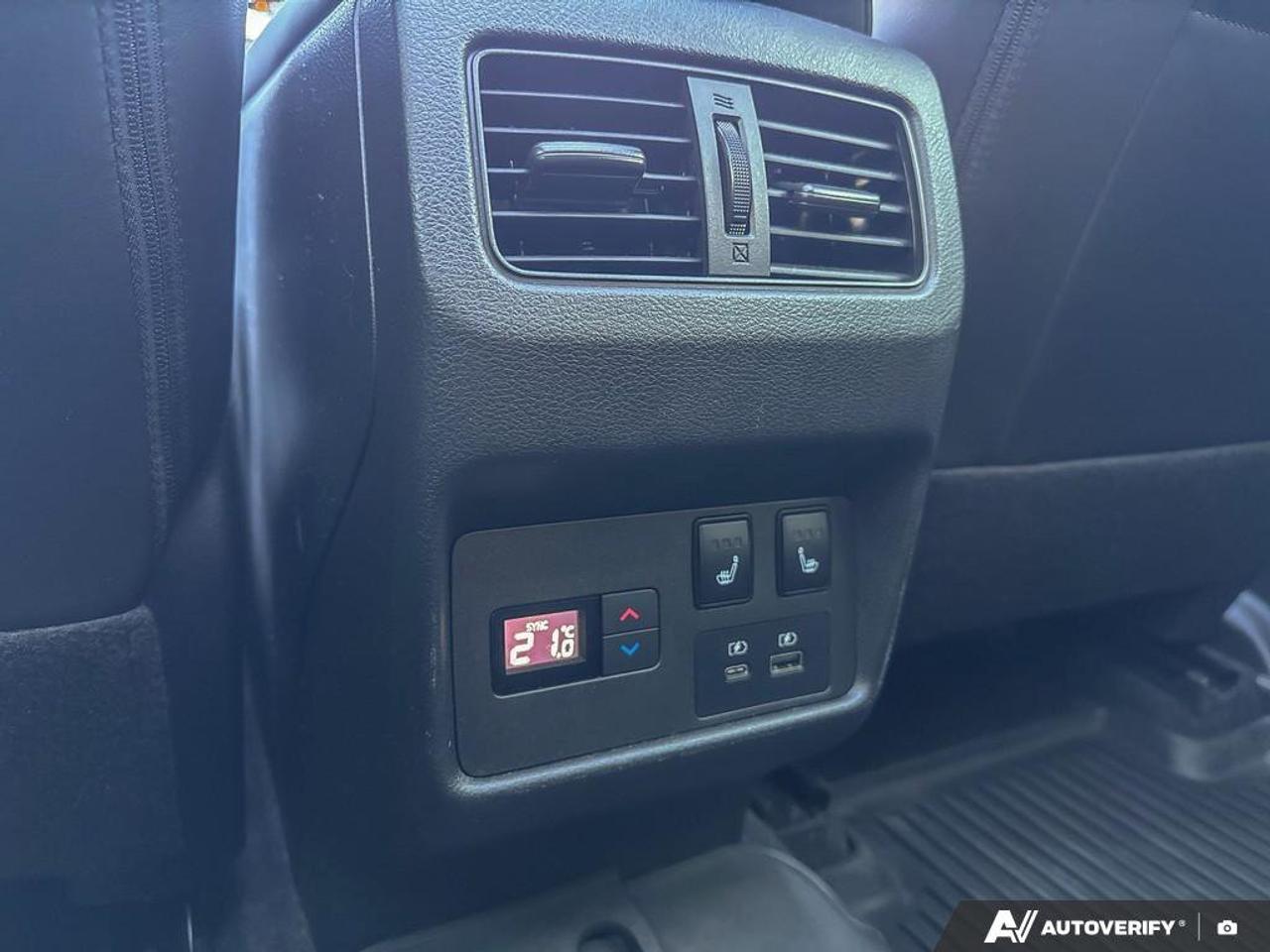 2023 Nissan Rogue Platinum   Navigation   Moonroof   Heated Seats Photo