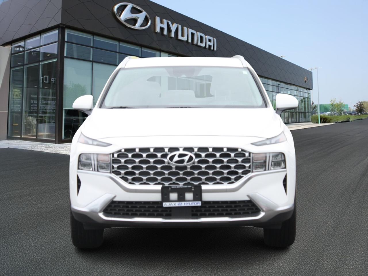 2023 Hyundai Santa Fe Preferred AWD / Heated Seats / Blind Spot / Camera Photo