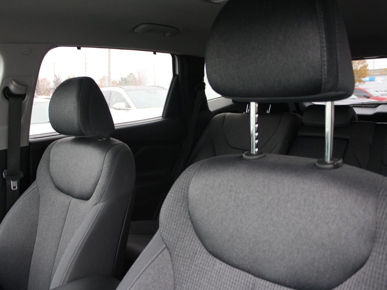 2023 Hyundai Santa Fe Preferred AWD / Heated Seats / Blind Spot / Camera Photo