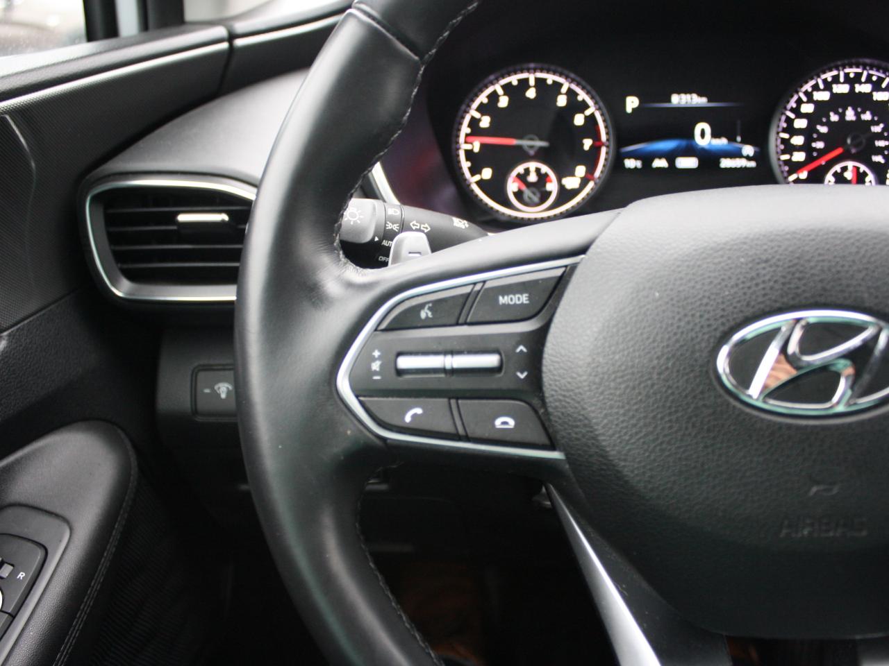 2023 Hyundai Santa Fe Preferred AWD / Heated Seats / Blind Spot / Camera Photo