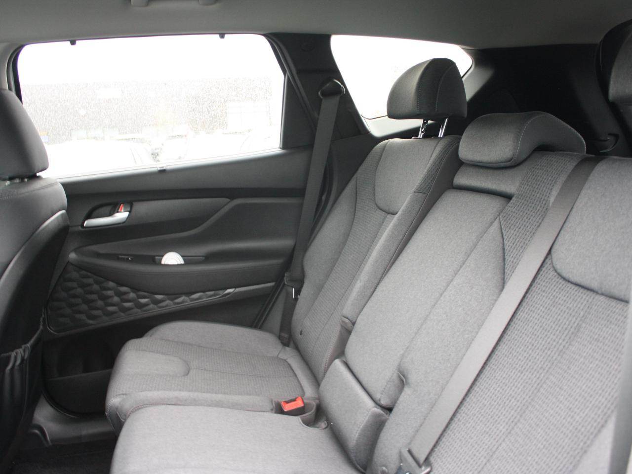 2023 Hyundai Santa Fe Preferred AWD / Heated Seats / Blind Spot / Camera Photo