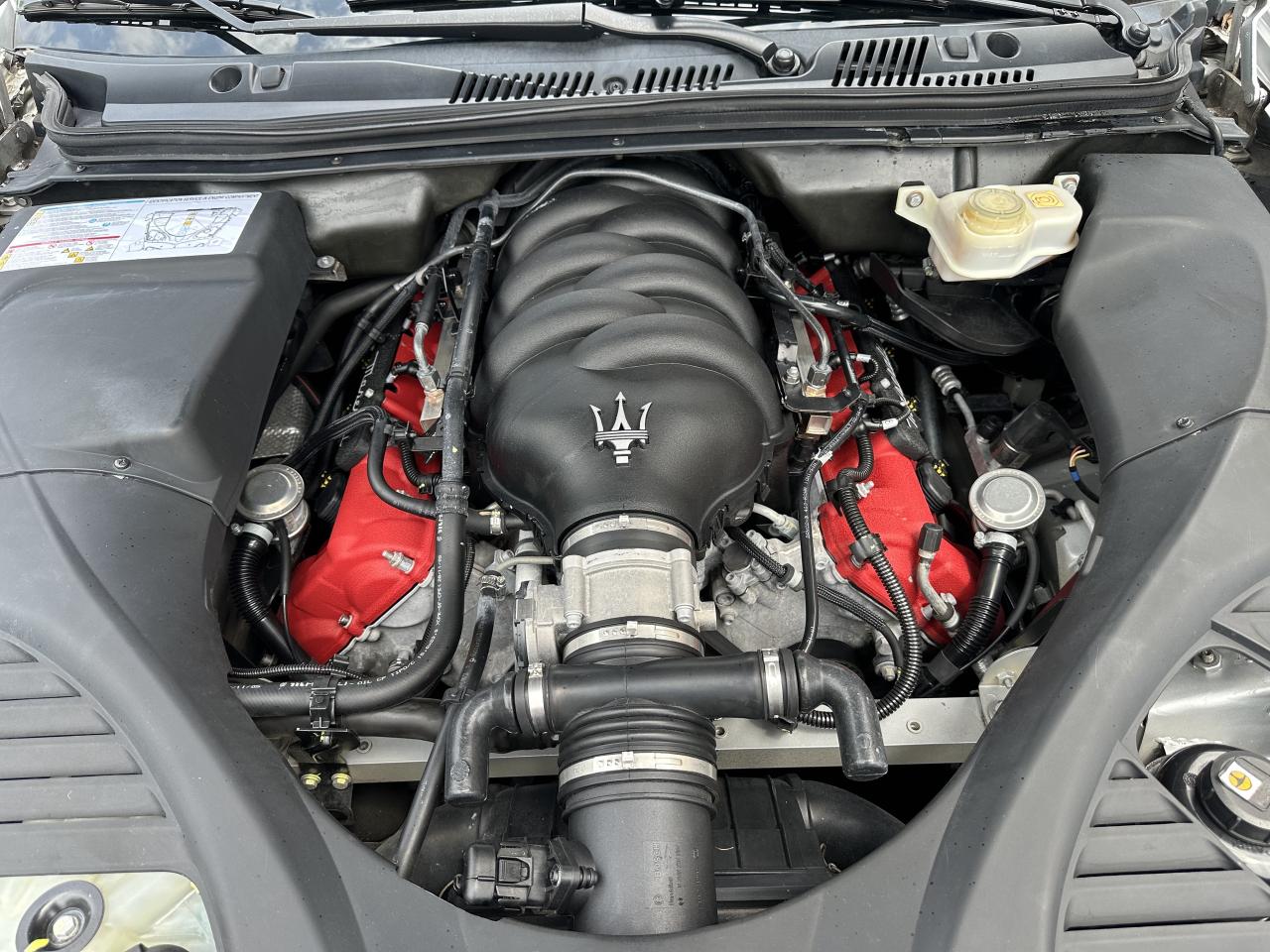 2006 Maserati Quattroporte SPORTS GT LOW KM NO ACCIDENTS DLR SERVICED Photo