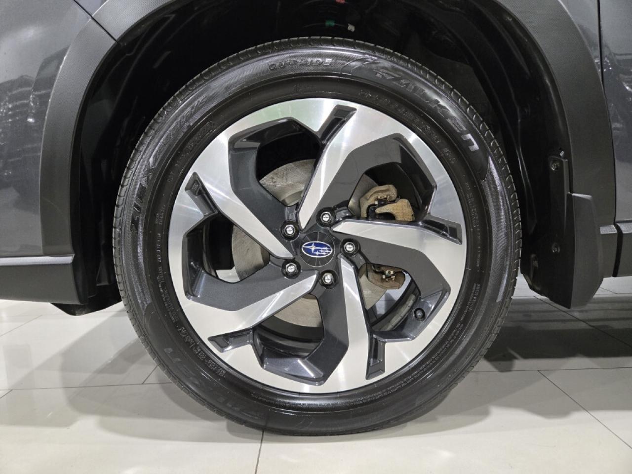 2023 Subaru Forester Premier W/Eyesight AWD No Accident Two Tone Leathe Photo