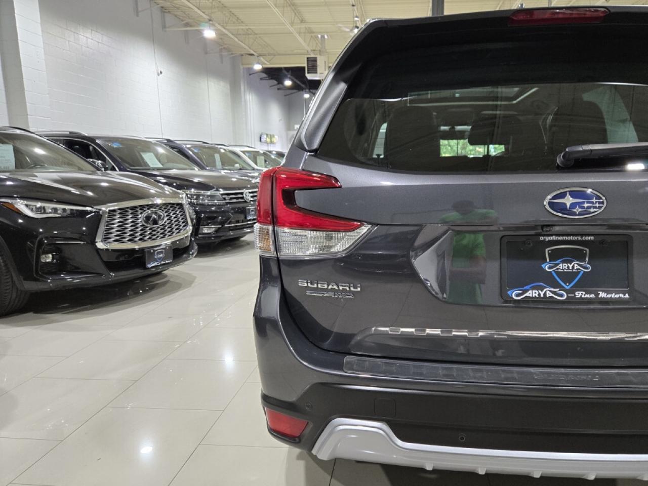 2023 Subaru Forester Premier W/Eyesight AWD No Accident Two Tone Leathe Photo