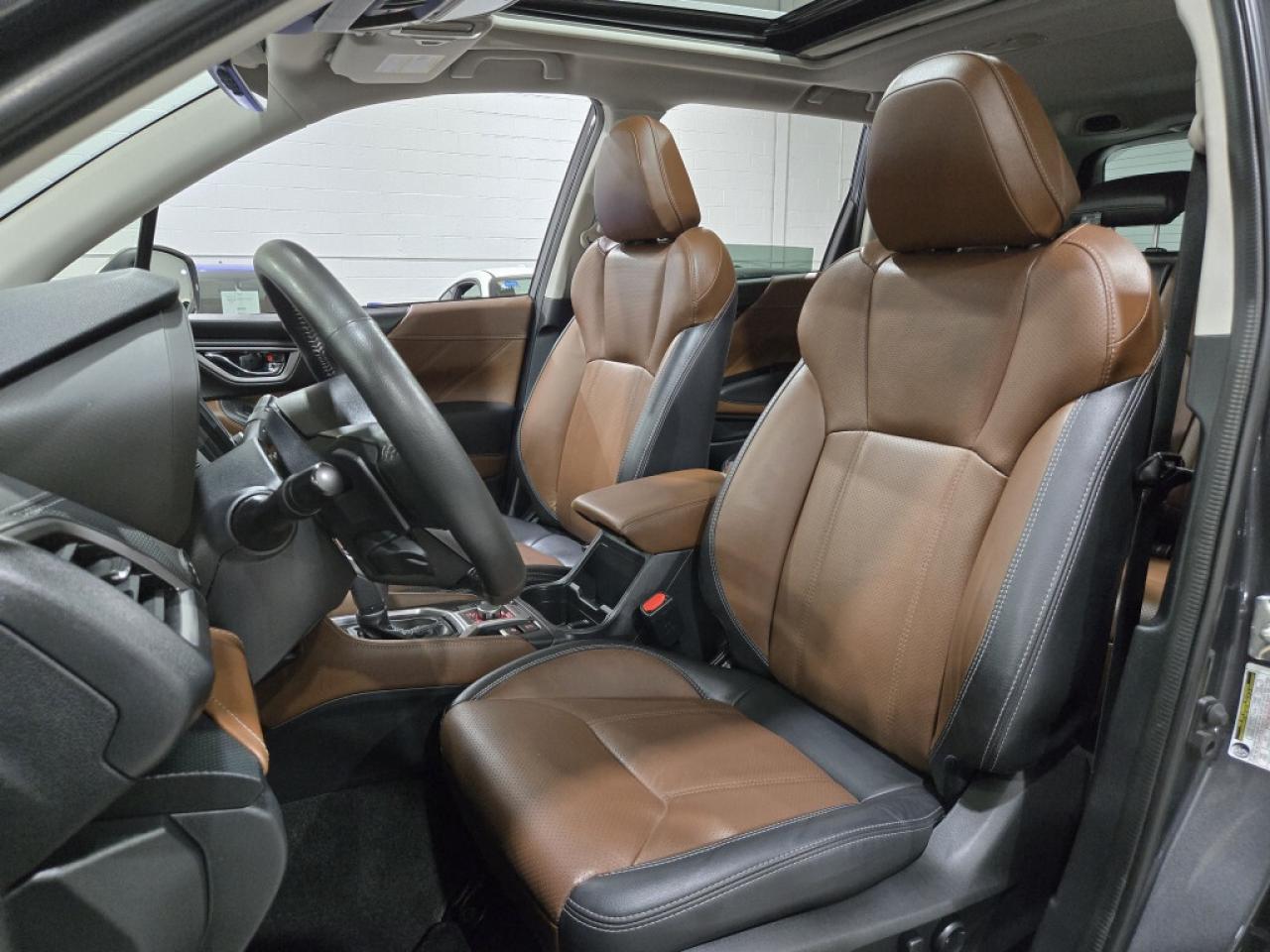 2023 Subaru Forester Premier W/Eyesight AWD No Accident Two Tone Leathe Photo