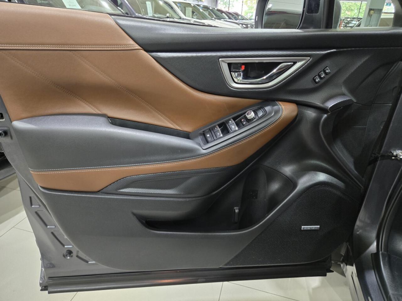 2023 Subaru Forester Premier W/Eyesight AWD No Accident Two Tone Leathe Photo