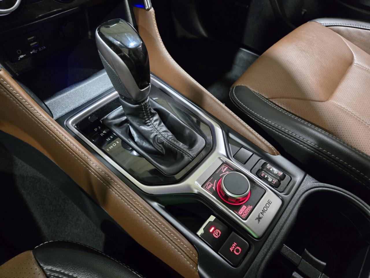 2023 Subaru Forester Premier W/Eyesight AWD No Accident Two Tone Leathe Photo