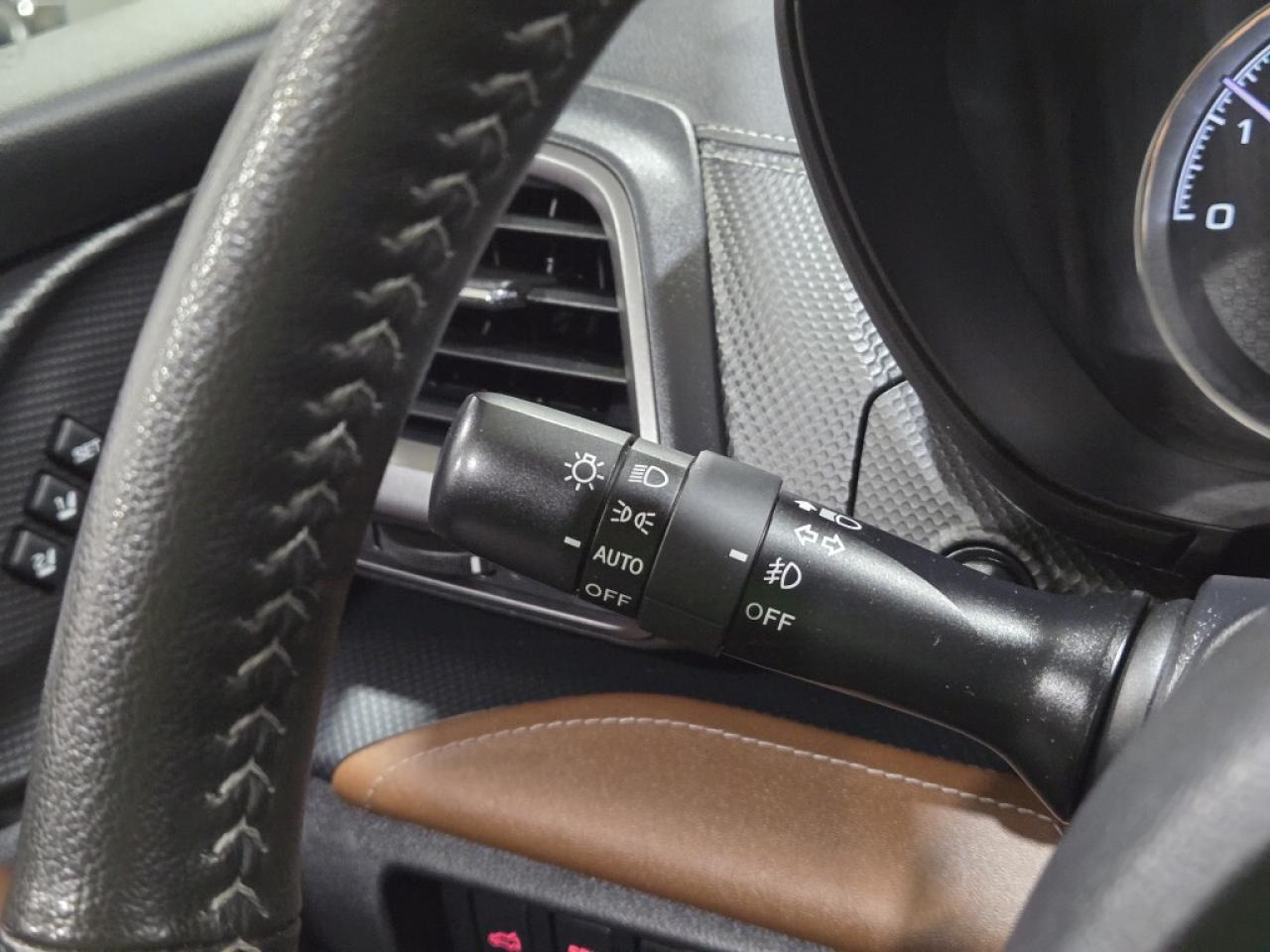 2023 Subaru Forester Premier W/Eyesight AWD No Accident Two Tone Leathe Photo