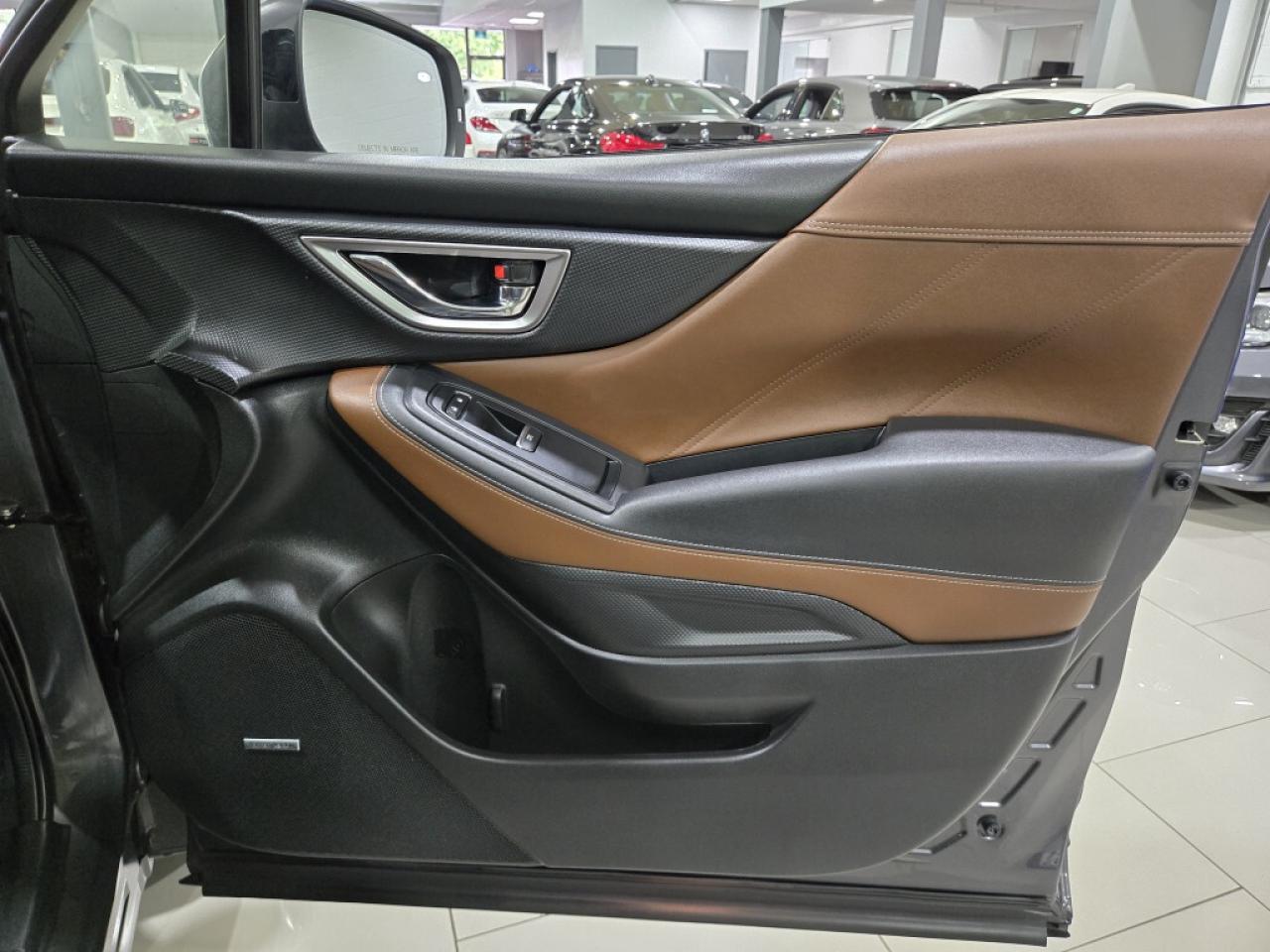 2023 Subaru Forester Premier W/Eyesight AWD No Accident Two Tone Leathe Photo