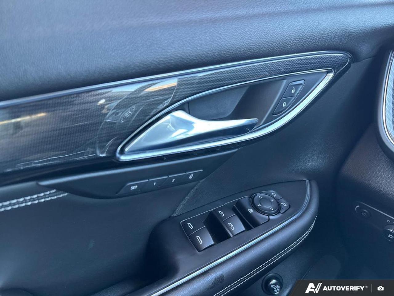 2022 Buick Envision Essence BACKUP CAM   BLUETOOTH   HTD LTHR SEATS Photo