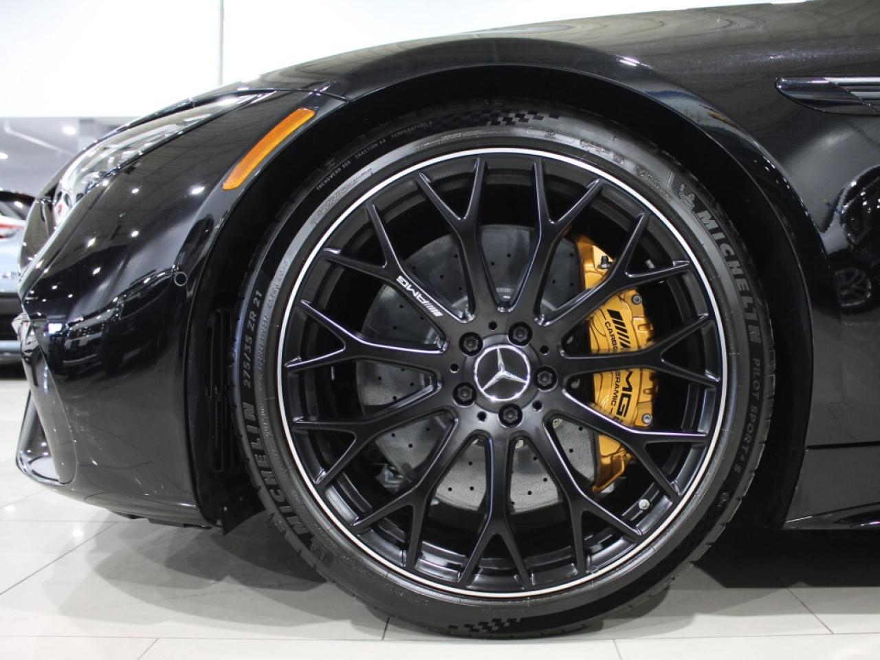 2022 Mercedes-Benz SL63 AMG ONE OWNER NO ACCIDENT NO LUXURY TAX Photo