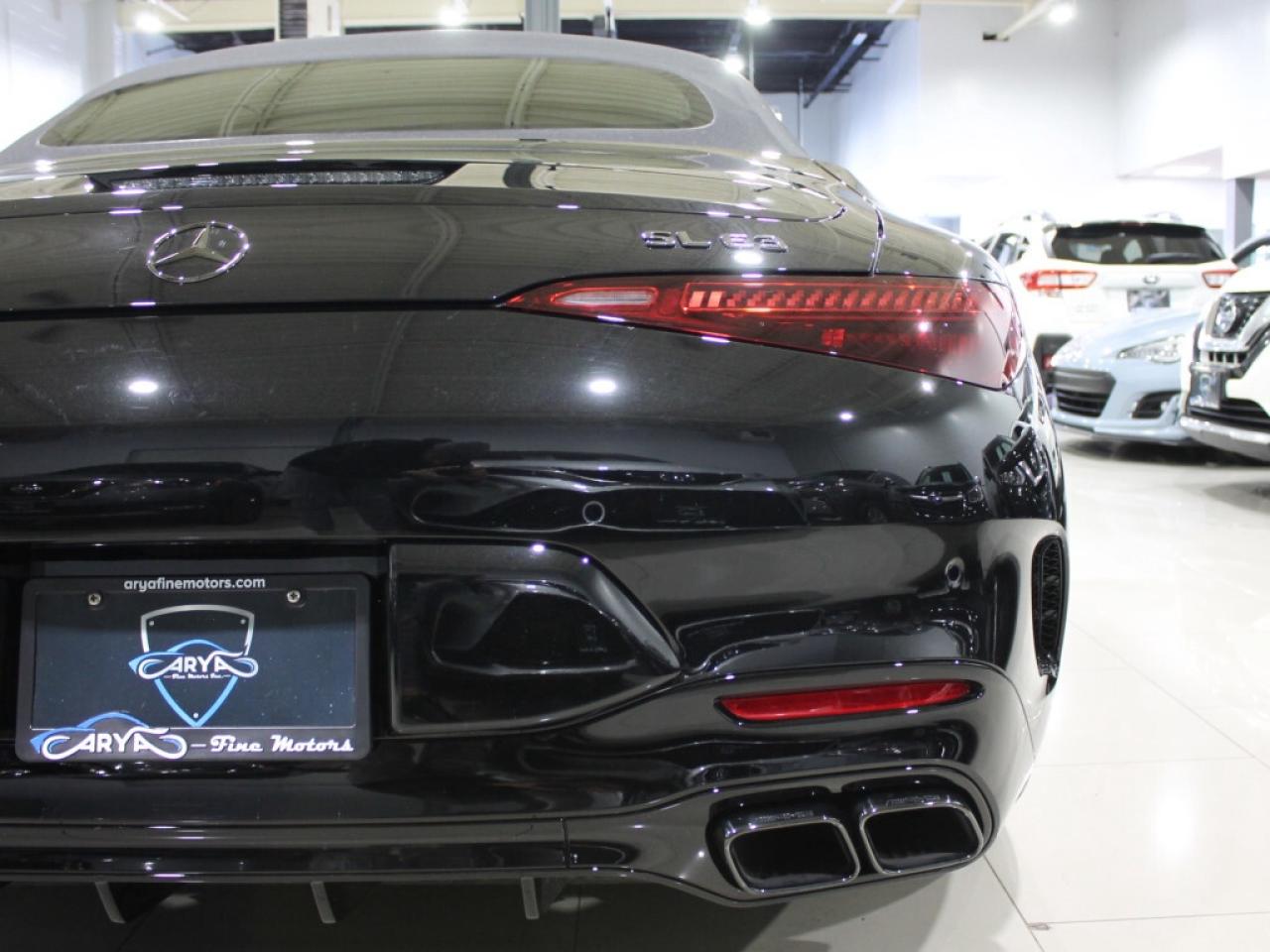 2022 Mercedes-Benz SL63 AMG ONE OWNER NO ACCIDENT NO LUXURY TAX Photo