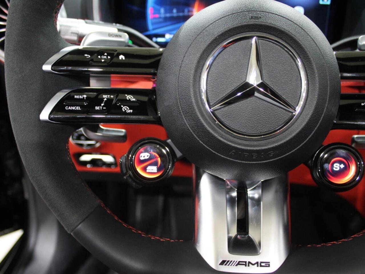 2022 Mercedes-Benz SL63 AMG ONE OWNER NO ACCIDENT NO LUXURY TAX Photo