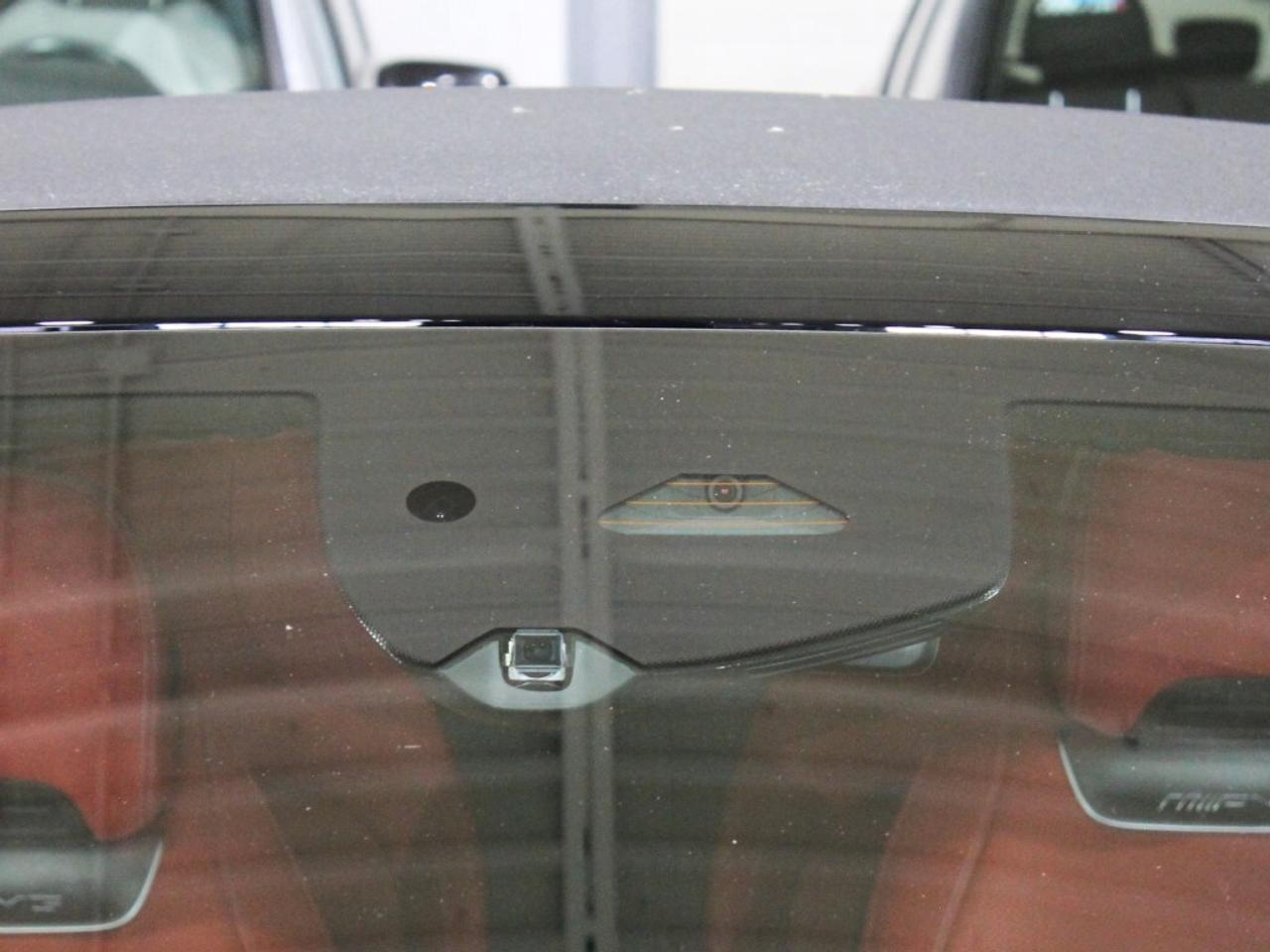 2022 Mercedes-Benz SL63 AMG ONE OWNER NO ACCIDENT NO LUXURY TAX Photo