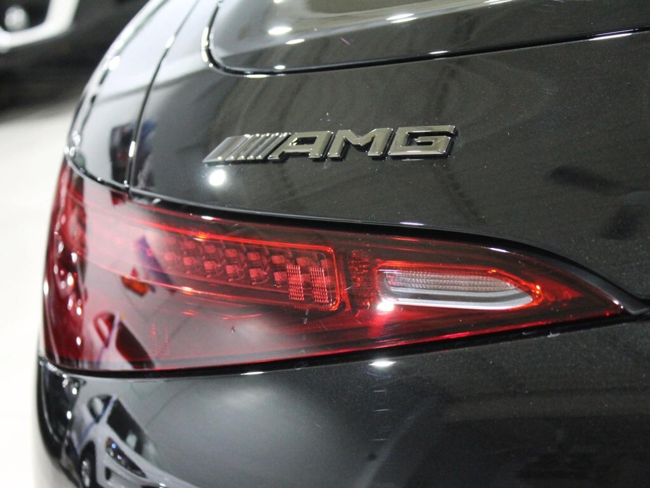 2022 Mercedes-Benz SL63 AMG ONE OWNER NO ACCIDENT NO LUXURY TAX Photo