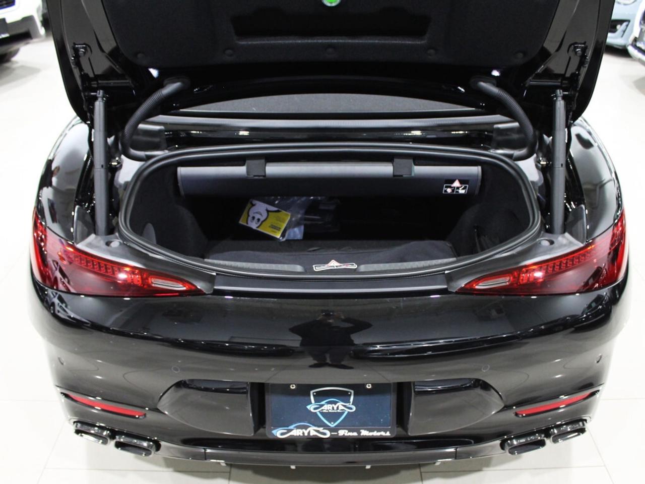 2022 Mercedes-Benz SL63 AMG ONE OWNER NO ACCIDENT NO LUXURY TAX Photo