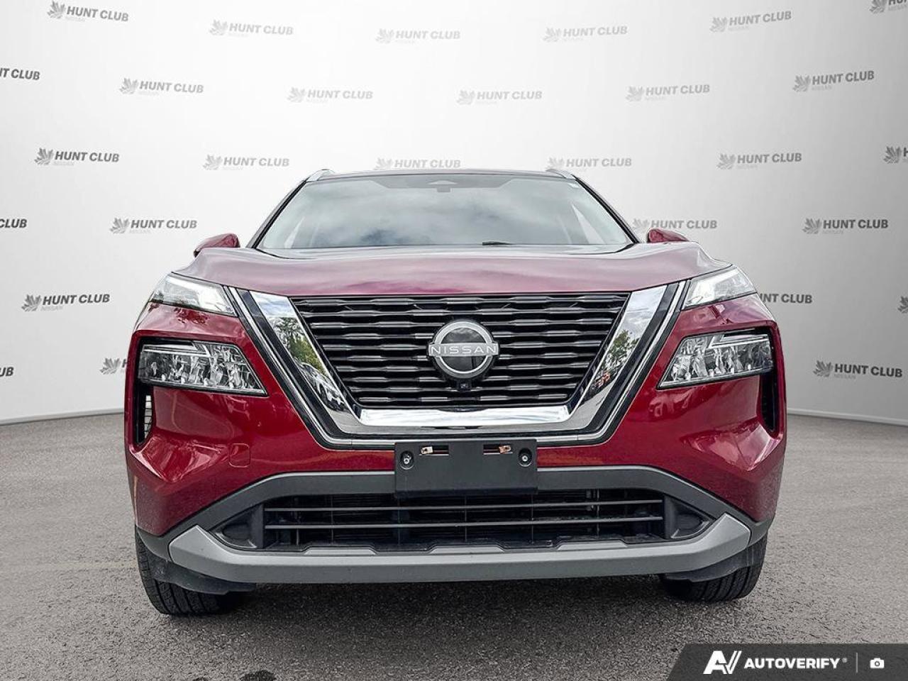 2022 Nissan Rogue SV Photo