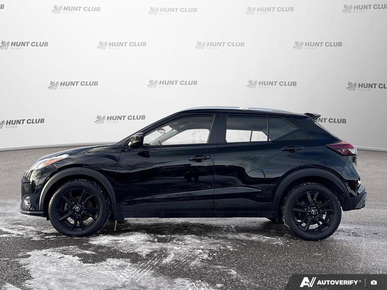 2023 Nissan Kicks SV Photo2