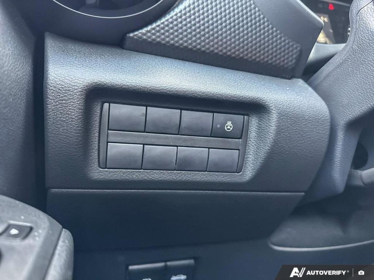 2023 Nissan Kicks SV Photo