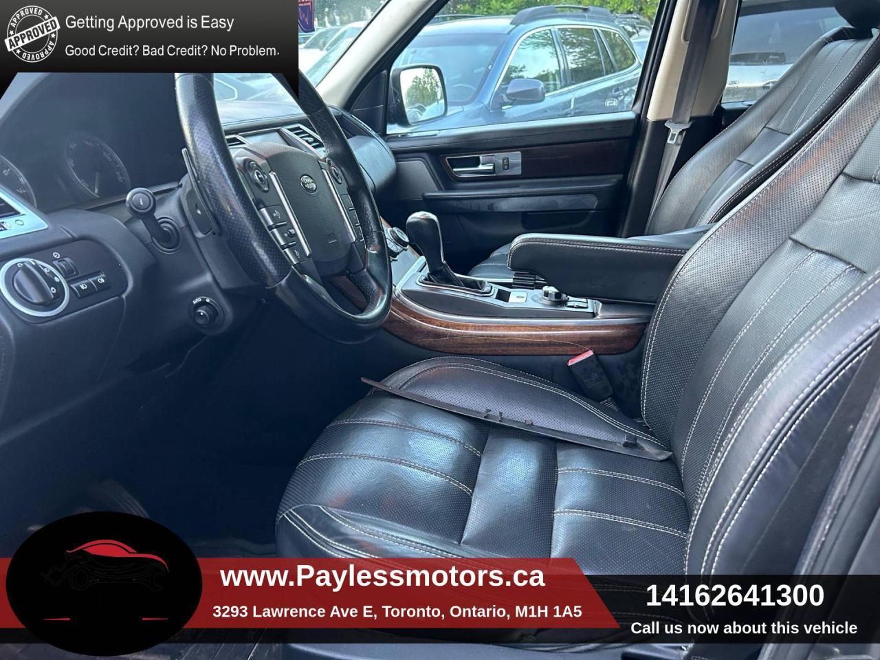 2011 Land Rover Range Rover Sport 4WD 4dr SC Photo3