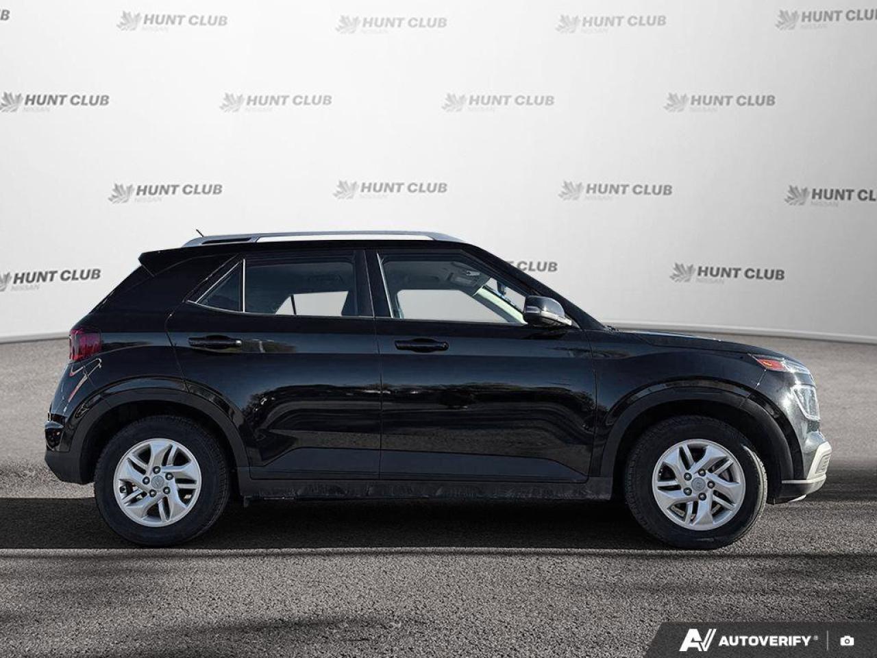 2023 Hyundai Venue PREFERRED Photo