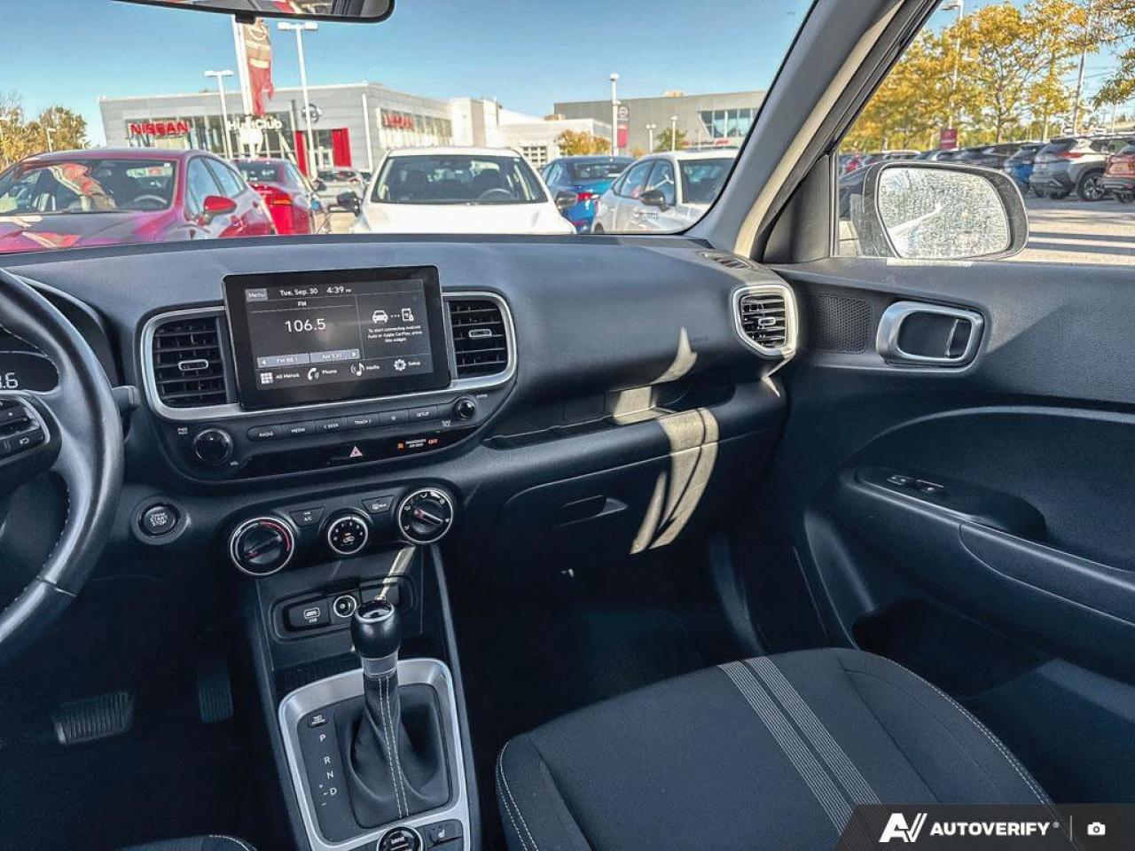 2023 Hyundai Venue PREFERRED Photo