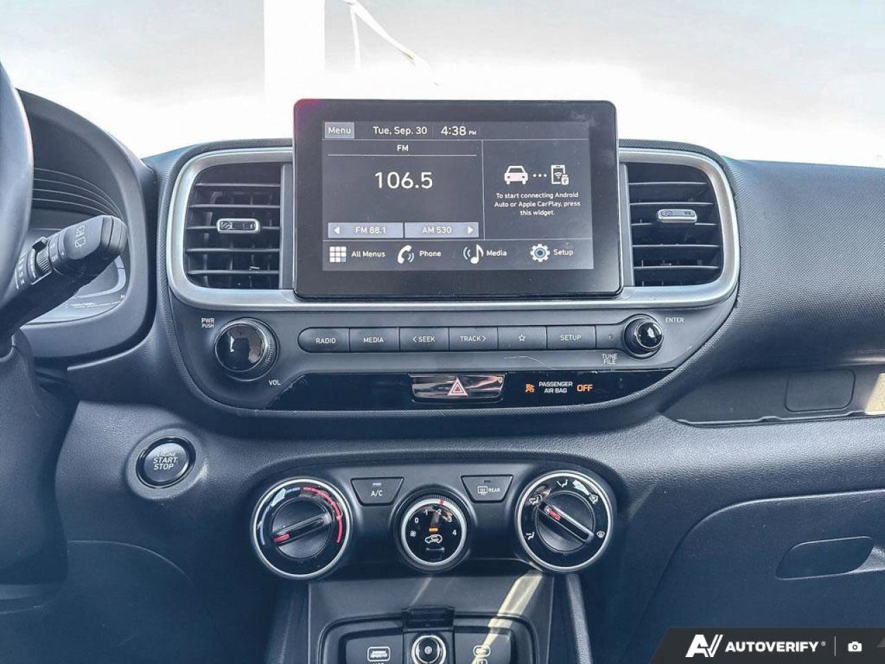 2023 Hyundai Venue PREFERRED Photo