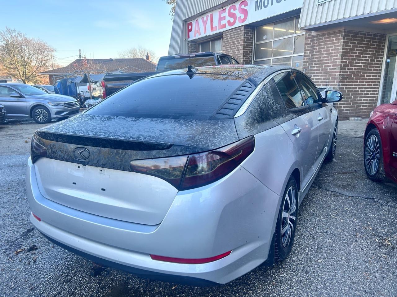 2011 Kia Optima 4dr Sdn Hybrid Photo3