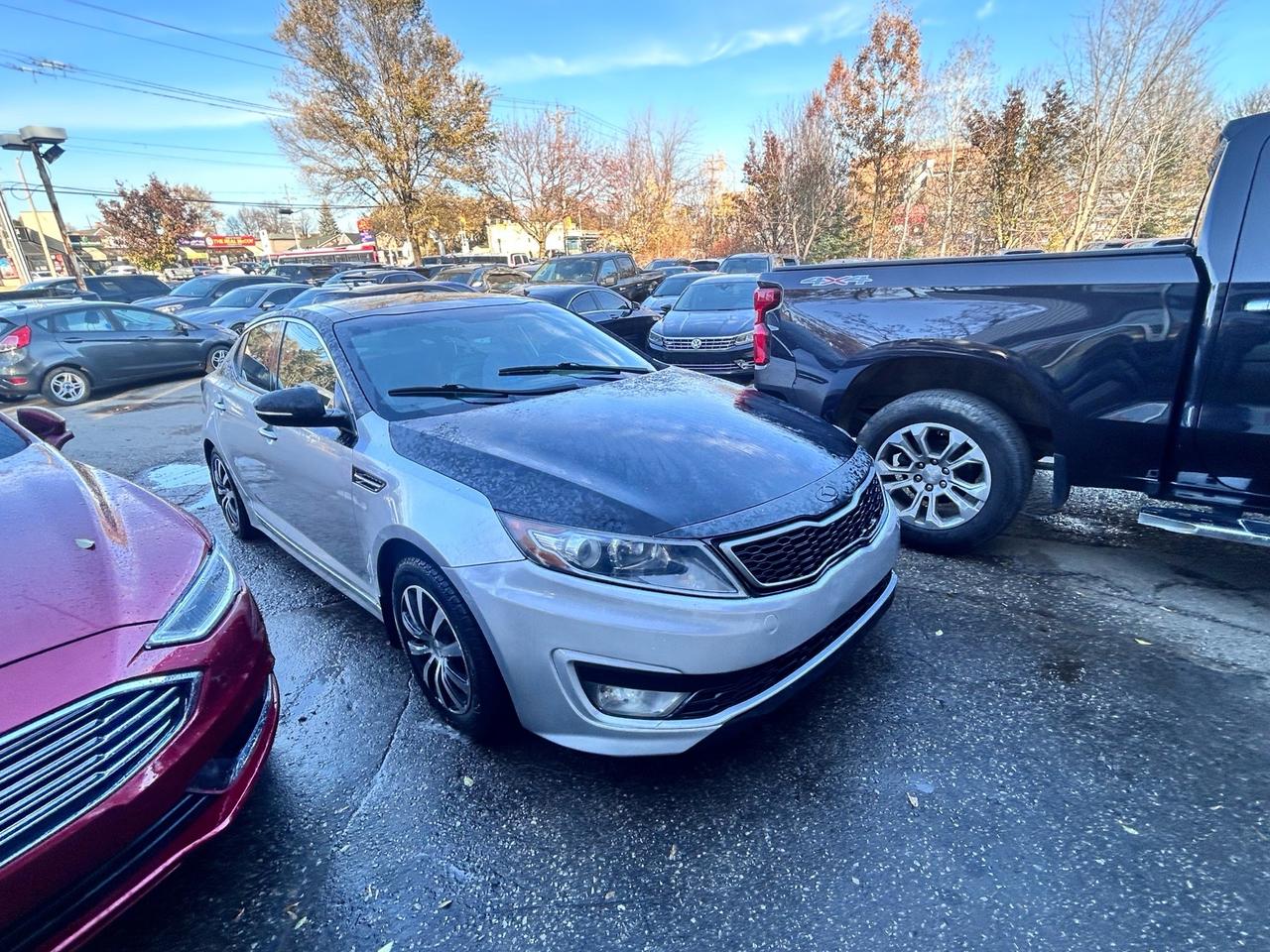 2011 Kia Optima 4dr Sdn Hybrid Photo0
