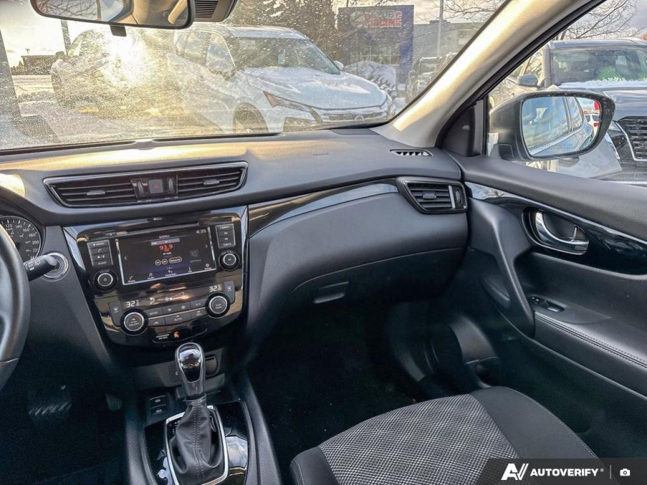 2023 Nissan Qashqai SV Photo