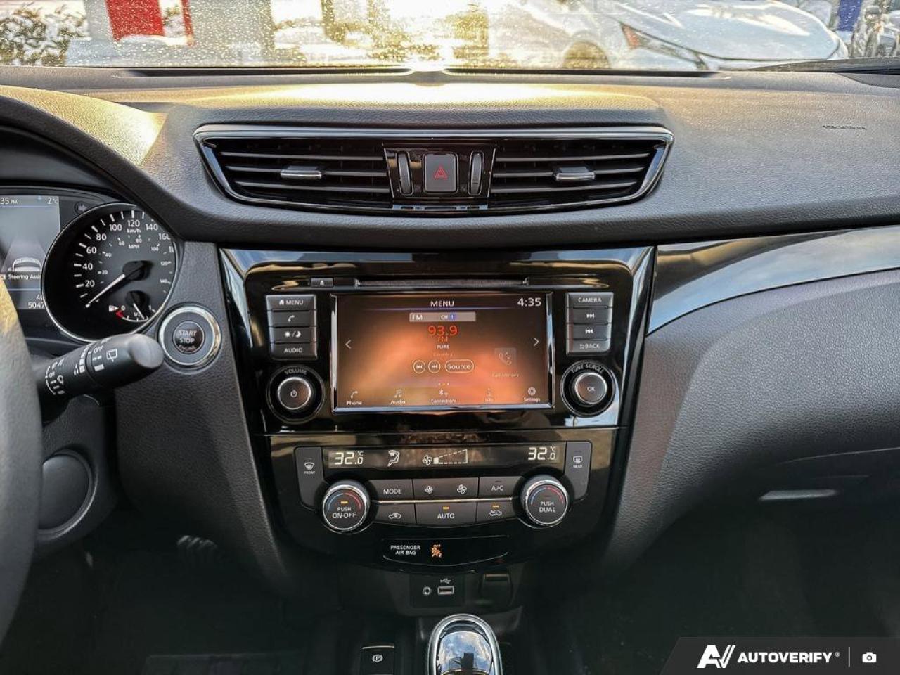 2023 Nissan Qashqai SV Photo