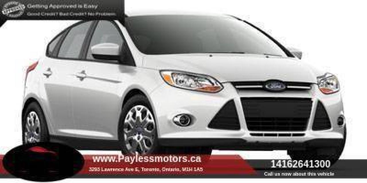 2012 Ford Focus 5DR HB SE Photo