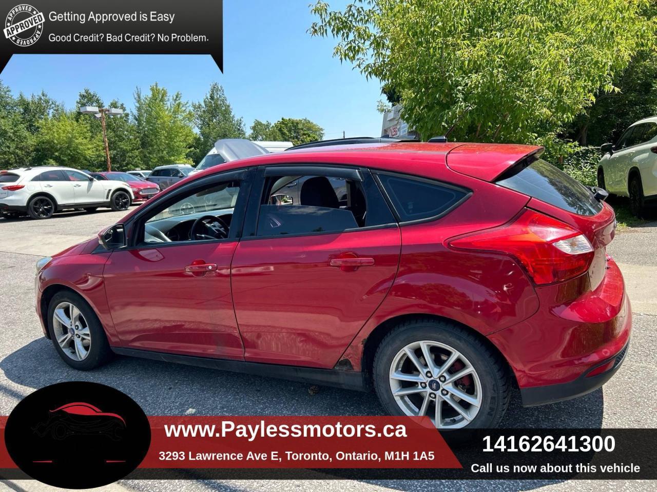 2012 Ford Focus 5DR HB SE Photo