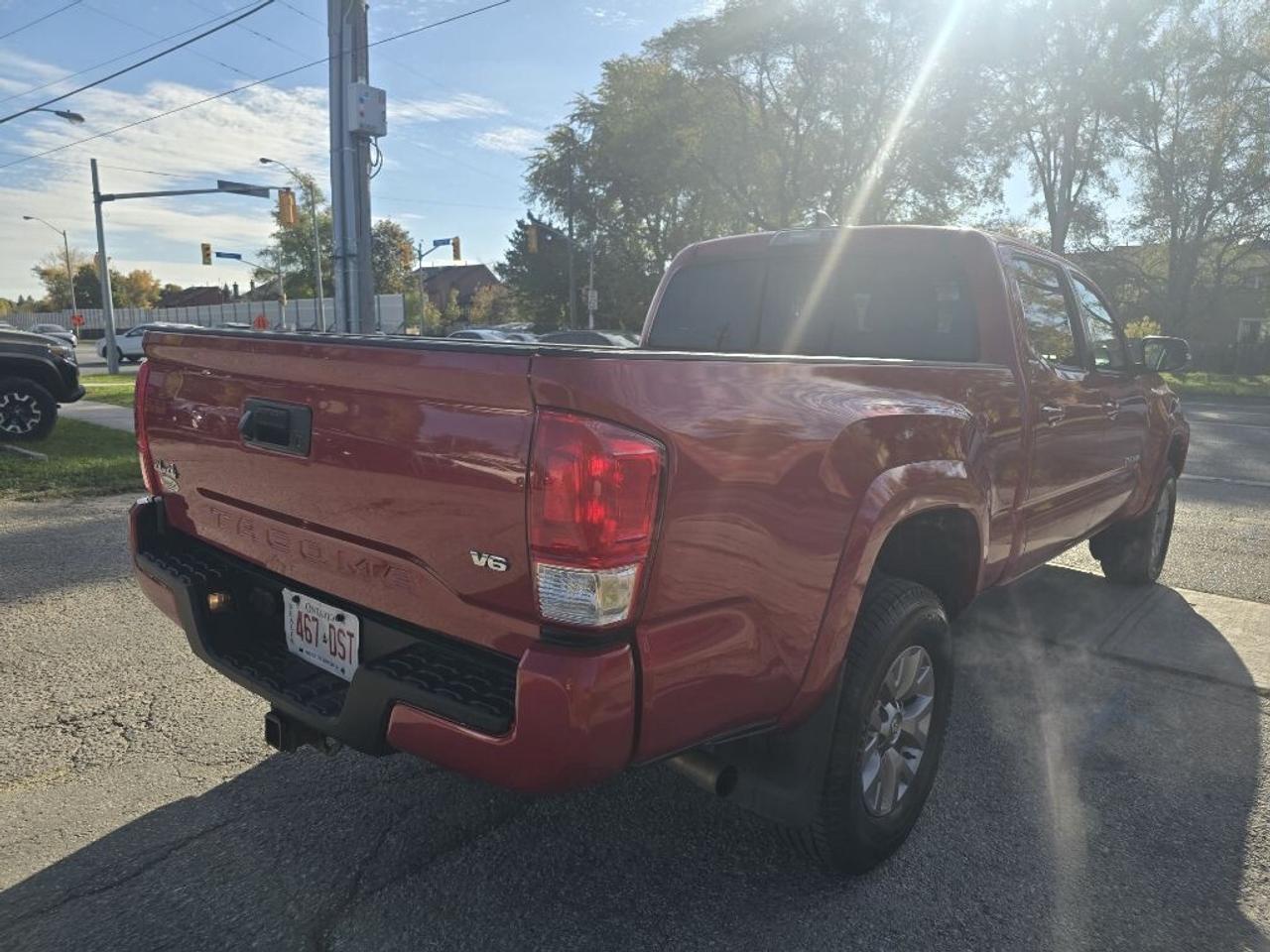 2019 Toyota Tacoma SR5 V6 4x4 DOUBLE Cab 6 ft. box 127.4 in. WB Autom Photo