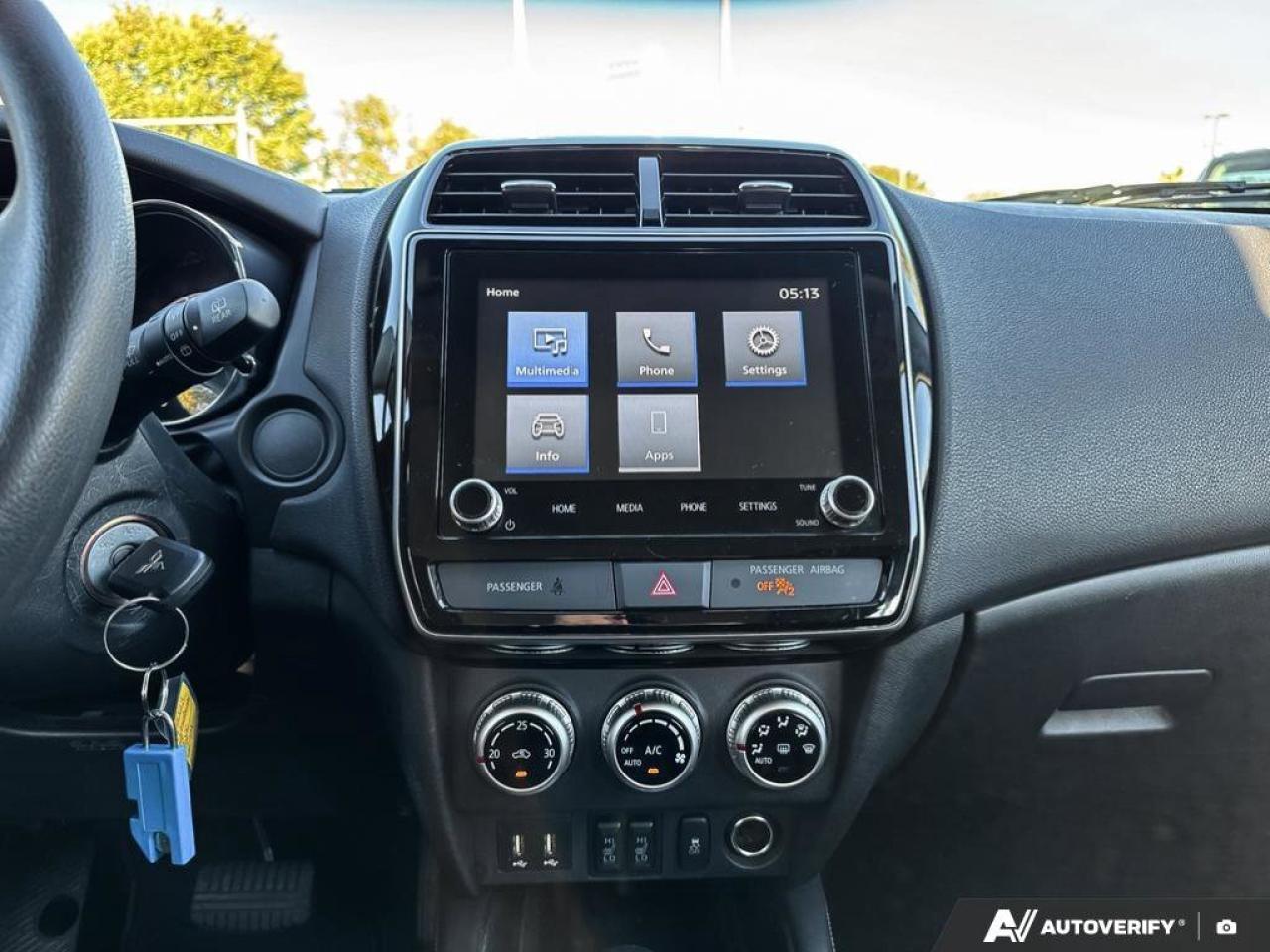 2023 Mitsubishi RVR ES Photo