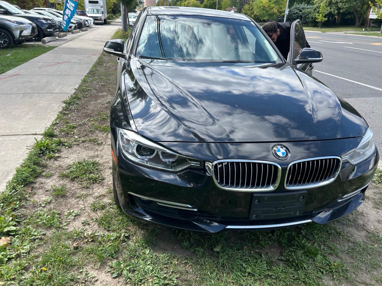 2014 BMW 3 Series 4dr Sdn 328i xDrive AWD Photo