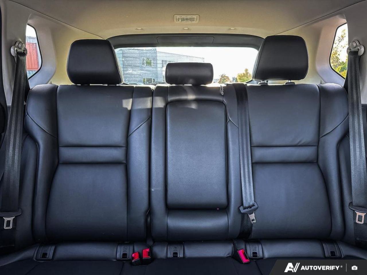 2023 Nissan Rogue SL Photo