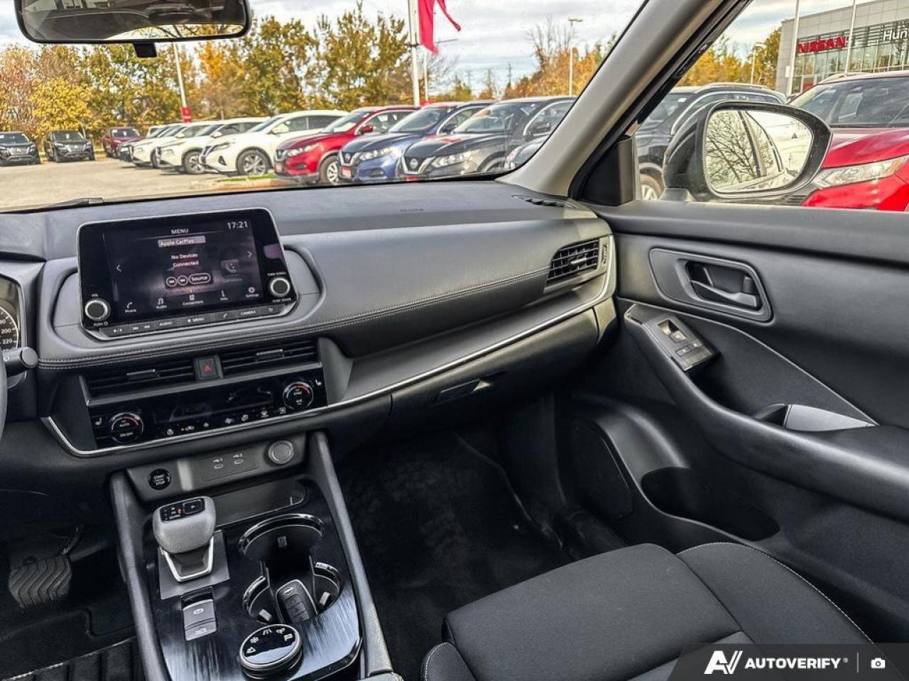 2024 Nissan Rogue S Photo