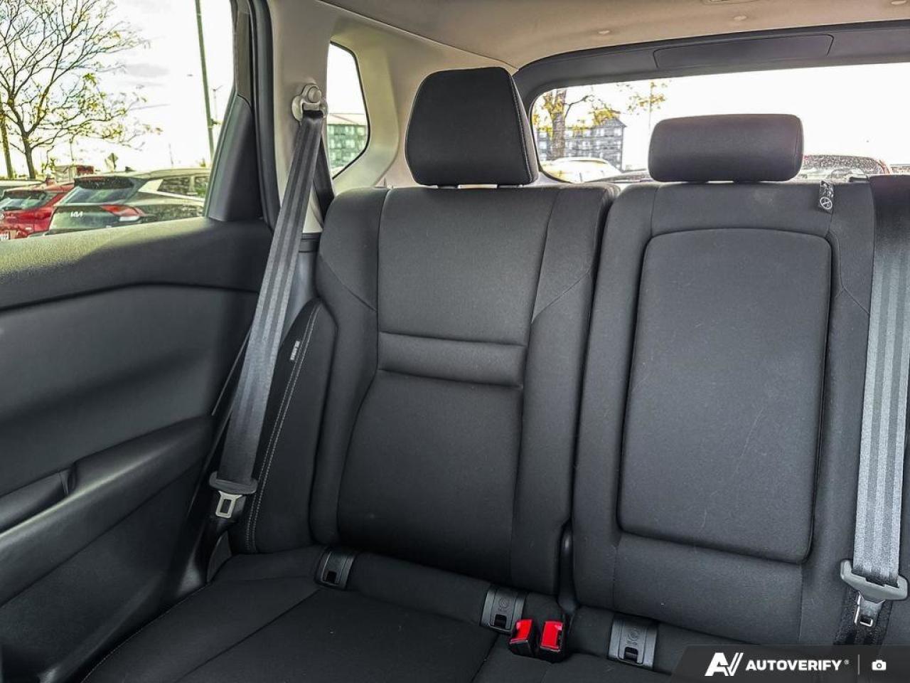 2024 Nissan Rogue S Photo