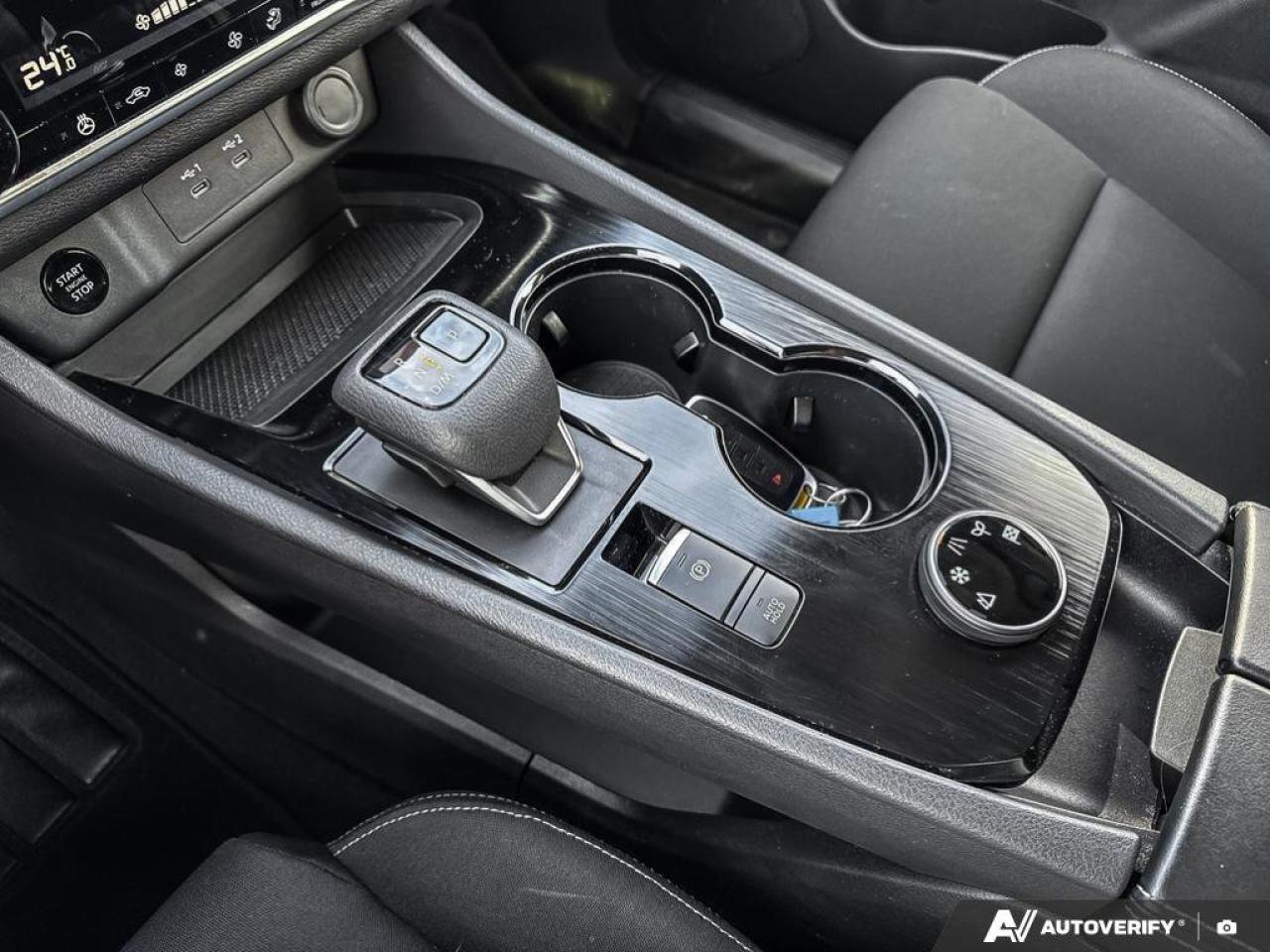 2024 Nissan Rogue S Photo