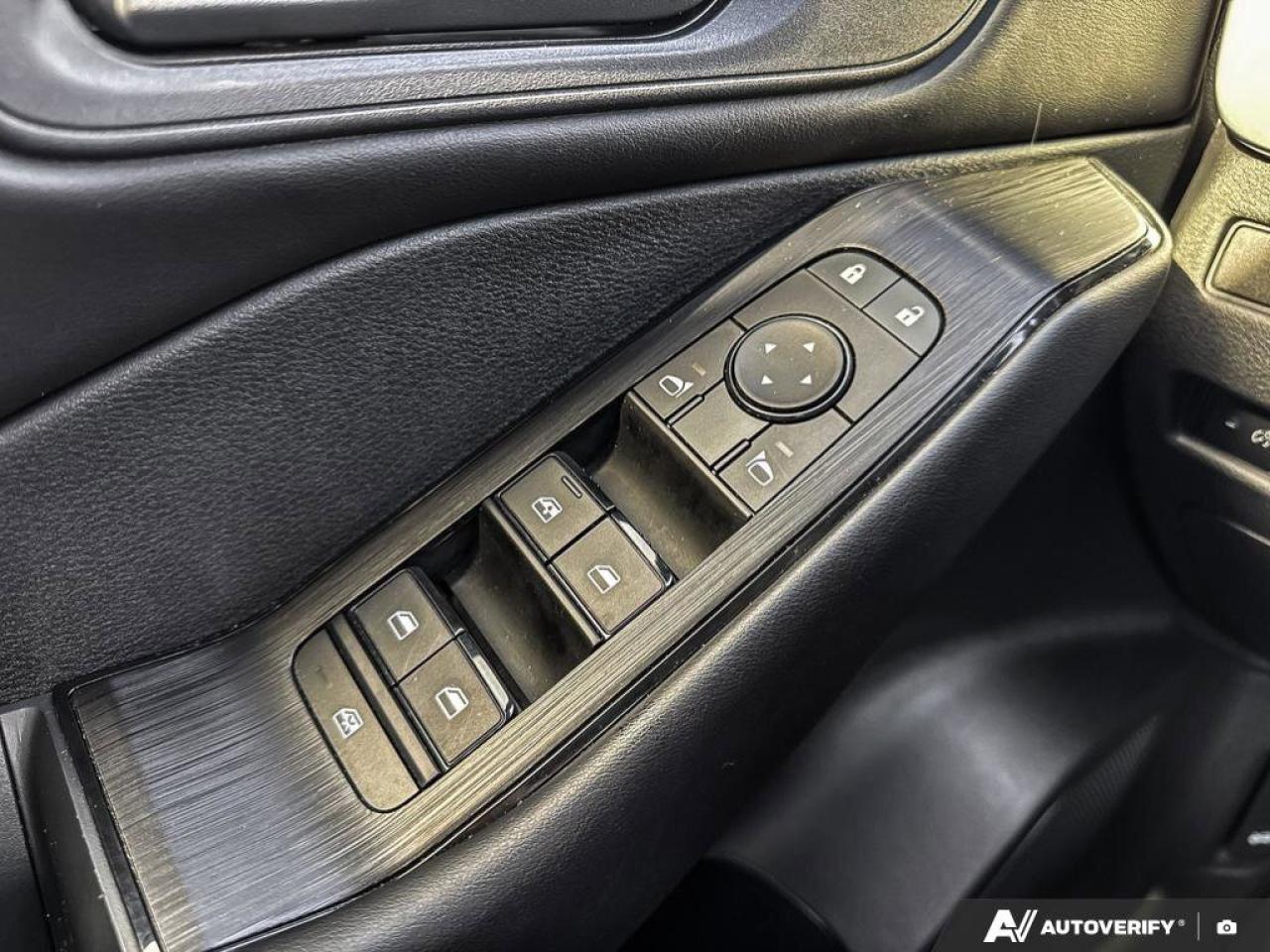 2024 Nissan Rogue S Photo