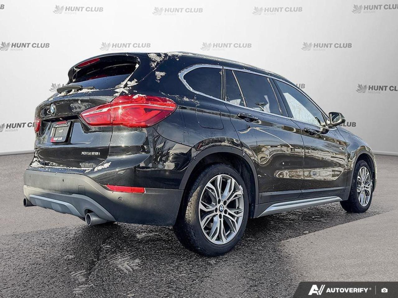 2019 BMW X1 xDrive28i Photo