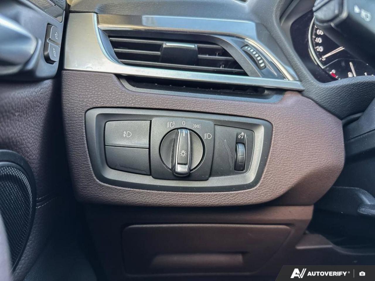 2019 BMW X1 xDrive28i Photo