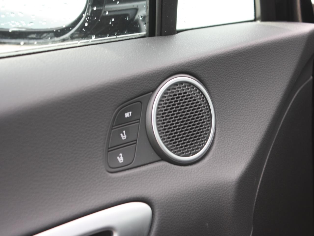 2025 Hyundai Sonata Preferred-Trend Demo/Bose Audio / Nav / Win Tires Photo