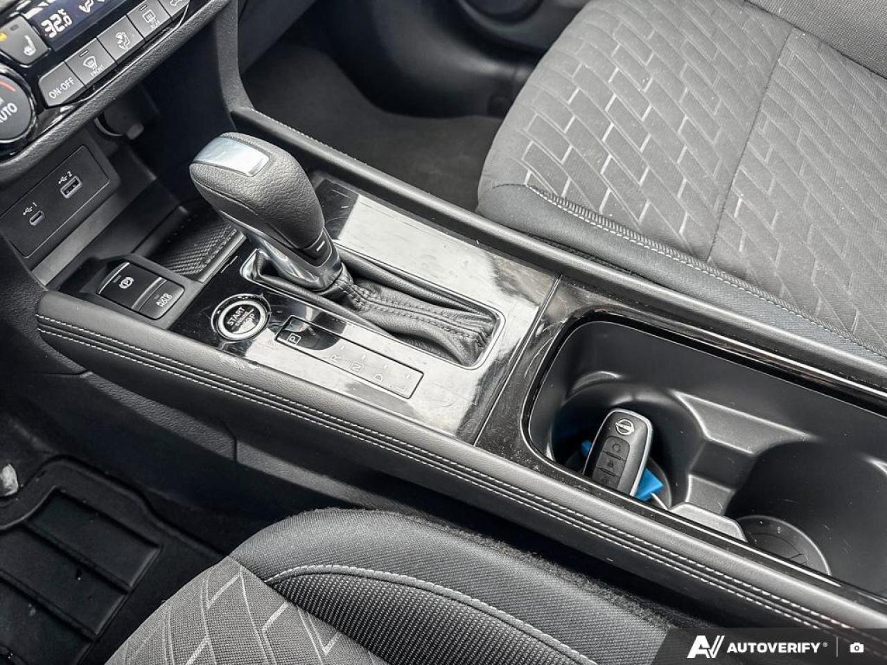 2024 Nissan Kicks SV Photo