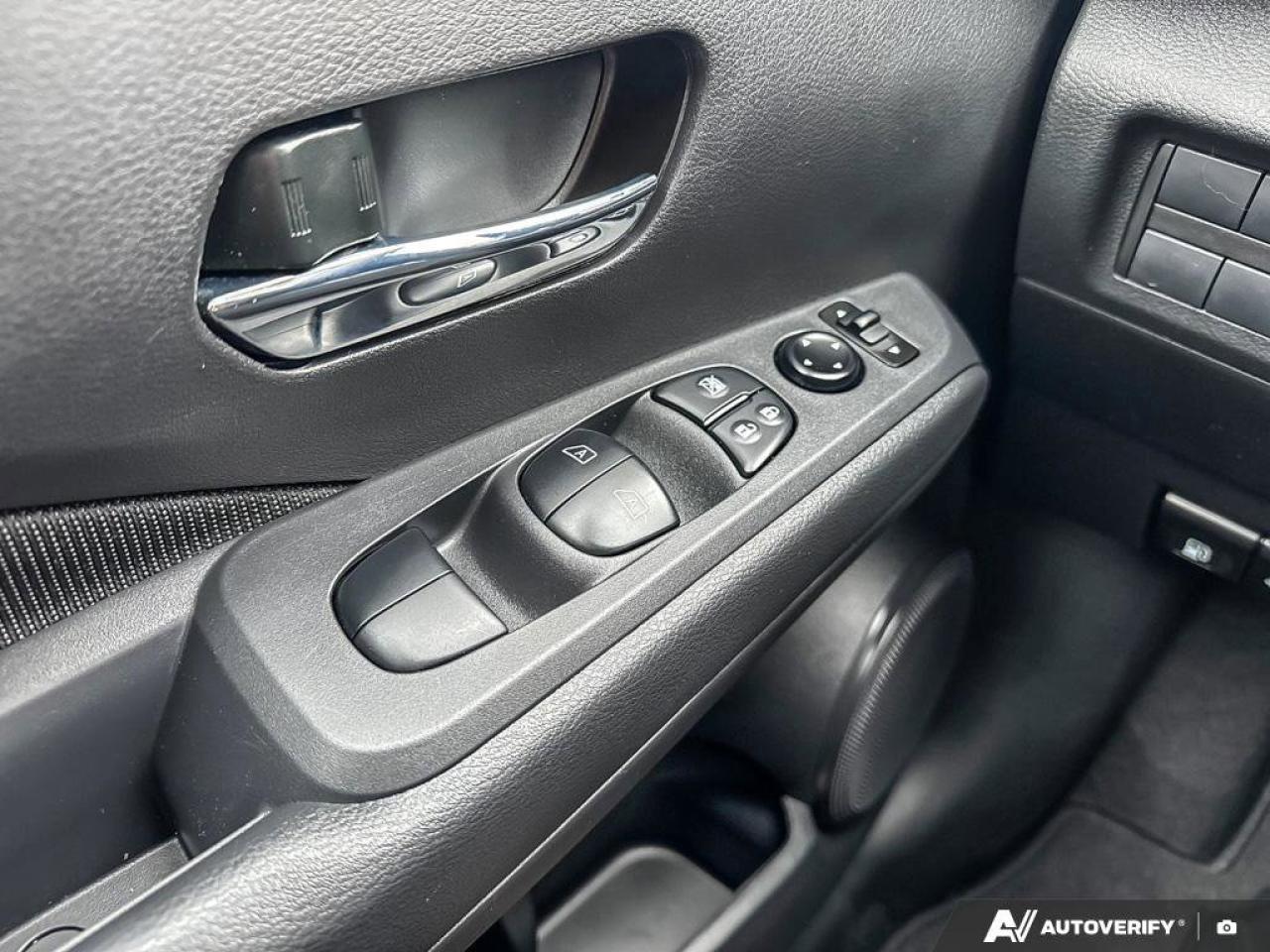 2024 Nissan Kicks SV Photo