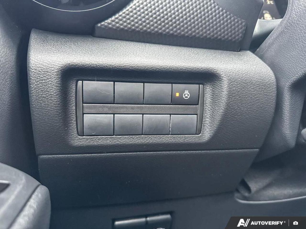 2024 Nissan Kicks SV Photo