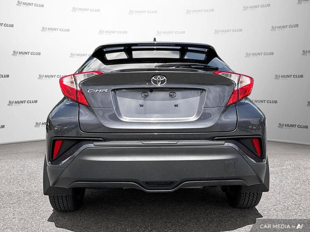2022 Toyota C-HR  Photo