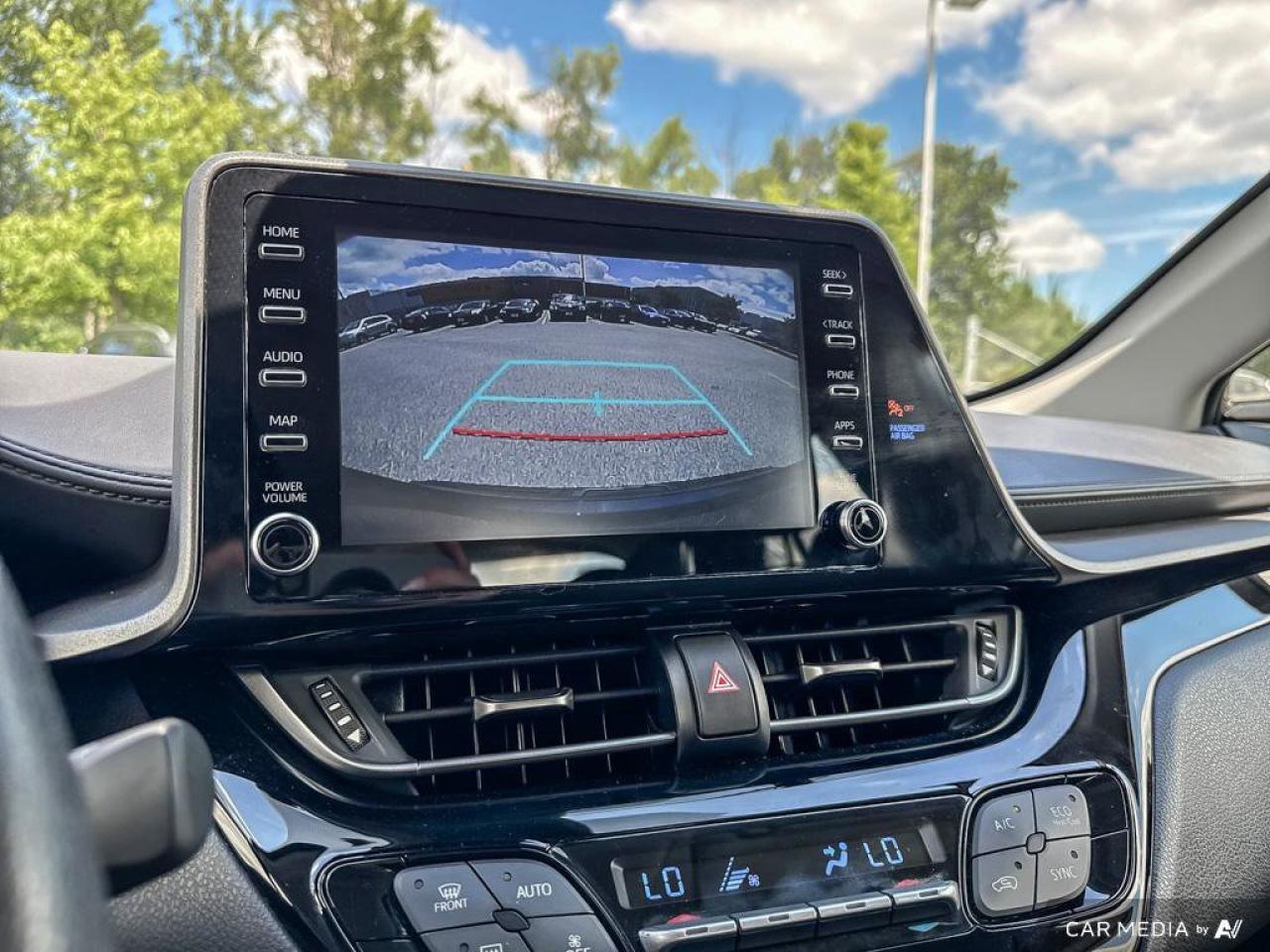 2022 Toyota C-HR  Photo